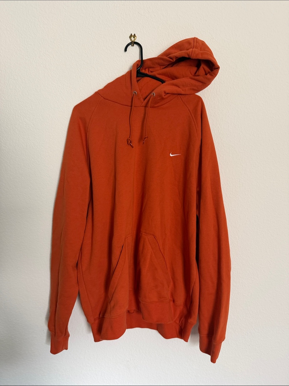 Nike Men's orange hoodie XXL